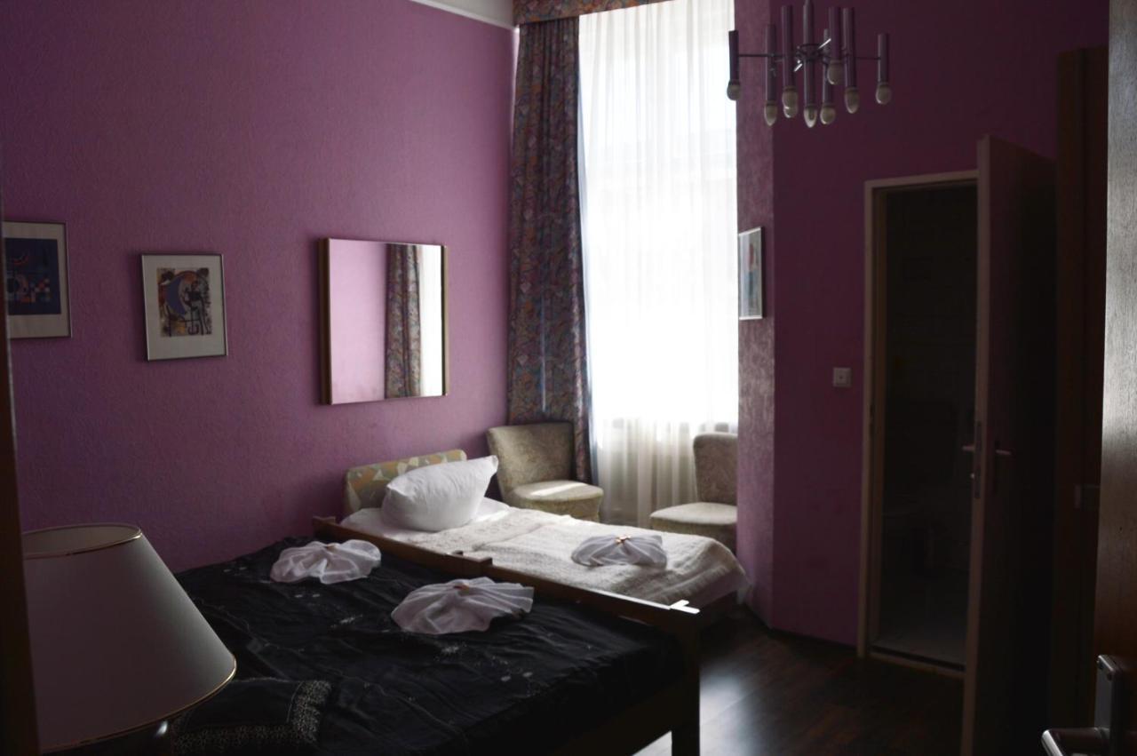 Hotel Pension Ingeborg Berlin Exterior photo